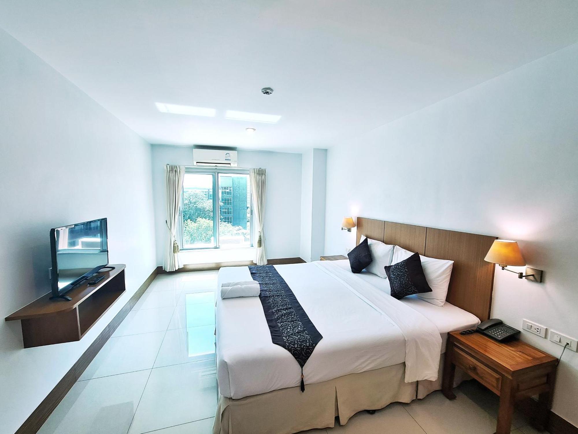 Nanthana Villa Pattaya Buitenkant foto