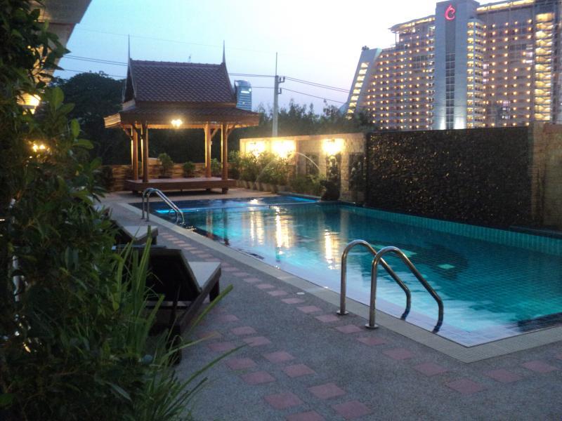 Nanthana Villa Pattaya Buitenkant foto